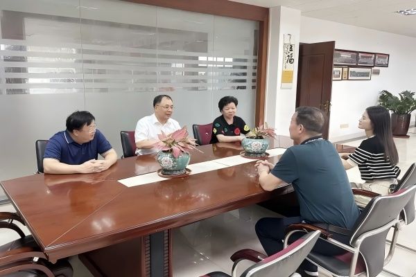市政協(xié)副主席率隊走訪宏達機械制造（河源）有限公司